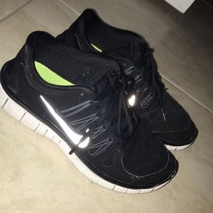 Nike women’s free run in size 8